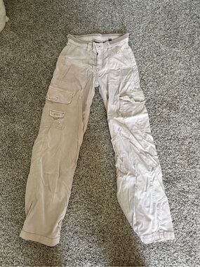 American Eagle Outfitters Beige Cargo Pants
